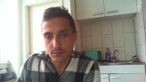 Snapshot of serhio27 chatting on September 27, 2025, 7:35 am meta23meta online show from September 27, 2025, 7:35 am