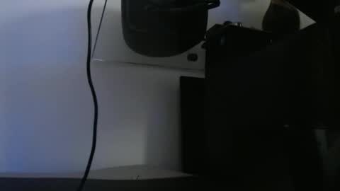 hetero serio discreto online show from March 10, 2026, 9:20 pm