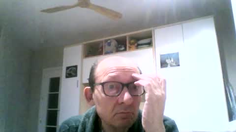 serrano49 online show from April 25, 2026, 2:58 am