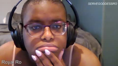 Snapshot of servegoddessro chatting on June 26, 2026, 6:12 pm servegoddessro online show from June 26, 2026, 6:12 pm