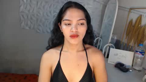 Bella online show from April 29, 2026, 5:30 pm