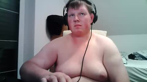 Snapshot of setcuna chatting on May 17, 2026, 8:05 pm setcuna online show from May 17, 2026, 8:05 pm