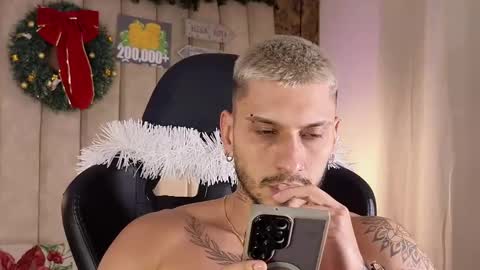 HEY IM SETH online show from December 27, 2024, 9:54 pm