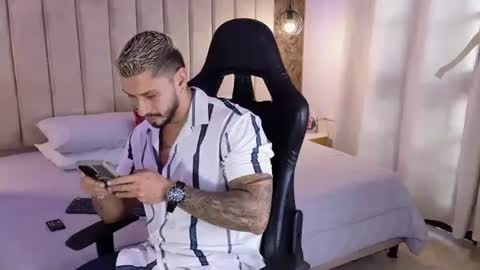 HEY IM SETH online show from January 11, 2025, 6:12 pm