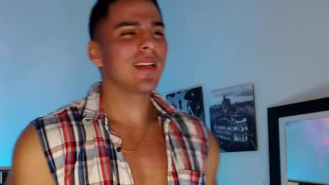 Snapshot of setth_king chatting on December 5, 2024, 3:28 pm Setth King online show from December 5, 2024, 3:28 pm