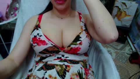 seu_cute online show from April 6, 2026, 6:53 pm