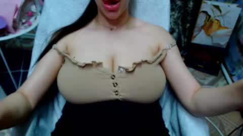 seu_cute online show from April 7, 2026, 7:03 pm