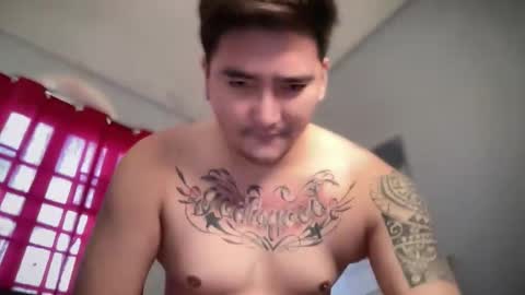 AXEL online show from October 10, 2025, 11:37 pm