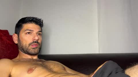 Lucenzo  online show from September 26, 2025, 12:36 am