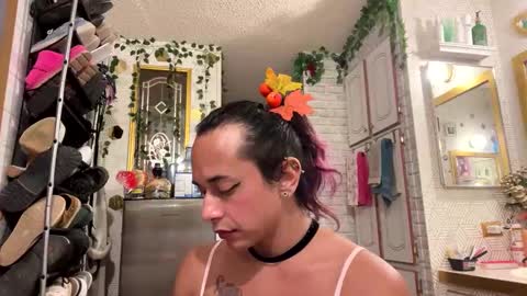 Snapshot of sexiwhiskey699 chatting on October 1, 2025, 9:04 am sexiwhiskey699 online show from October 1, 2025, 9:04 am