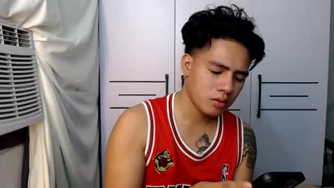 HI I AM JAMESPLEASE LET ME DO SOME HOT SHOWS FOR YOU HERE FOR MY  SCHOOL AND FOR MY FAMILY online show from October 9, 2025, 2:09 am