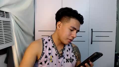 Snapshot of sexloversxxxx chatting on November 13, 2025, 4:06 pm HI I AM JAMESPLEASE LET ME DO SOME HOT SHOWS FOR YOU HERE FOR MY SCHOOL AND FOR MY FAMILY online show from November 13, 2025, 4:06 pm