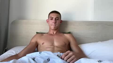Snapshot of sexninjaboy_ chatting on April 12, 2026, 8:41 am Jace online show from April 12, 2026, 8:41 am