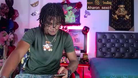 Aharon  ravelo online show from February 4, 2026, 5:57 am