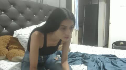 anny online show from December 4, 2025, 12:03 pm