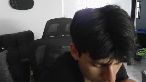 Snapshot of sexoyrock chatting on June 27, 2026, 4:12 pm ROCKERO online show from June 27, 2026, 4:12 pm