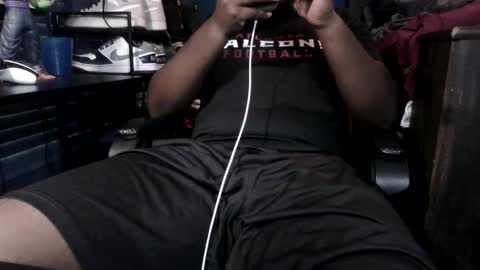 sexplug09 online show from September 29, 2025, 11:09 pm