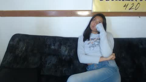 Snapshot of sexquarantine_2020 chatting on February 21, 2025, 9:54 pm KhidaMilo online show from February 21, 2025, 9:54 pm