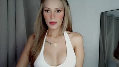 Snapshot of sexual_desire22 chatting on August 1, 2026, 8:57 am Britney Allen online show from August 1, 2026, 8:57 am