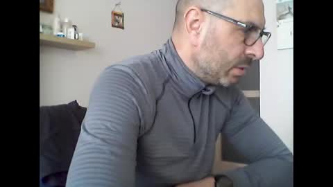 sexualman1900 online show from February 19, 2025, 9:39 am