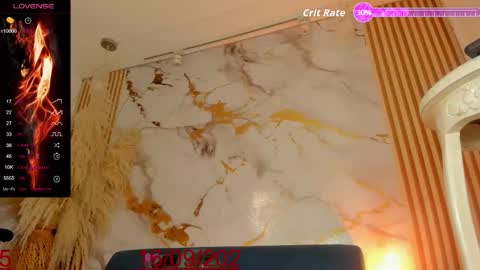 Tifanny Benitez  online show from September 16, 2025, 2:18 pm