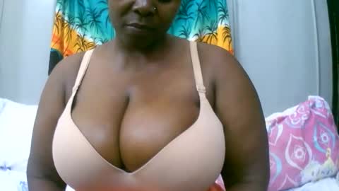 sexxi_ebony online show from November 15, 2025, 8:55 am