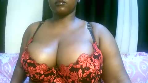 sexxi_ebony online show from March 26, 2026, 7:08 pm