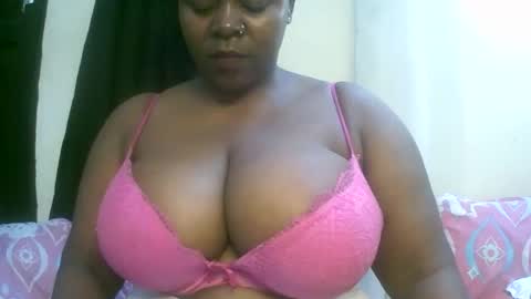 sexxi_ebony online show from April 19, 2026, 8:35 am