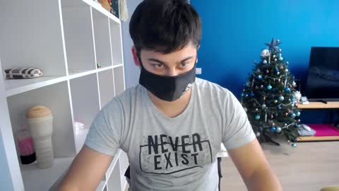 Snapshot of sexxxdickbig chatting on January 10, 2025, 10:17 am Tommy online show from January 10, 2025, 10:17 am