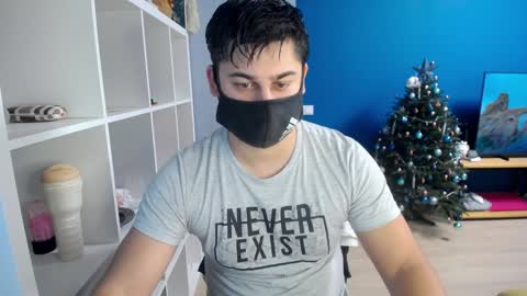 Snapshot of sexxxdickbig chatting on January 10, 2025, 6:06 pm Tommy online show from January 10, 2025, 6:06 pm