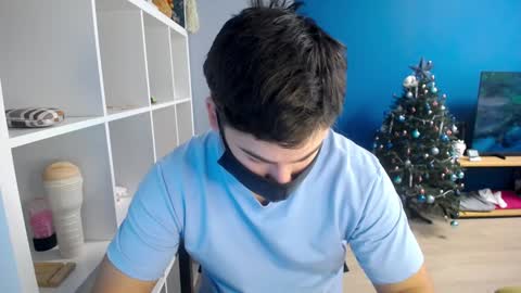 Snapshot of sexxxdickbig chatting on January 12, 2025, 7:53 am Tommy online show from January 12, 2025, 7:53 am