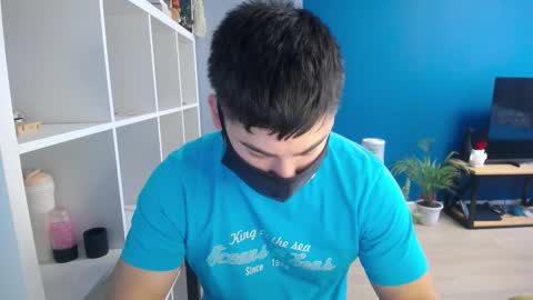 Snapshot of sexxxdickbig chatting on February 19, 2025, 7:39 am Tommy online show from February 19, 2025, 7:39 am
