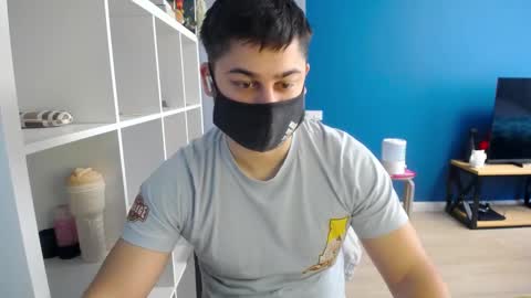 Snapshot of sexxxdickbig chatting on March 3, 2025, 7:43 am Tommy online show from March 3, 2025, 7:43 am