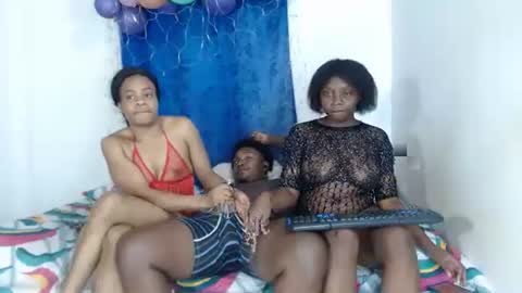Snapshot of sexxxtreeme_ chatting on January 3, 2025, 9:47 pm sexxxtreeme_ online show from January 3, 2025, 9:47 pm