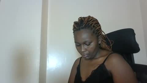 Snapshot of sexxy_amira chatting on October 12, 2025, 9:41 am sexxy_amira online show from October 12, 2025, 9:41 am