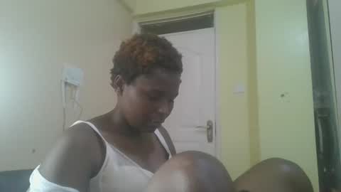 sexxy_amira online show from November 13, 2025, 11:53 am