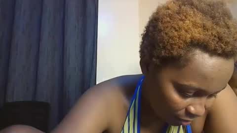 sexxy_amira online show from November 21, 2025, 3:44 pm