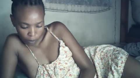 sexxy_curvy23 online show from April 3, 2026, 3:59 am