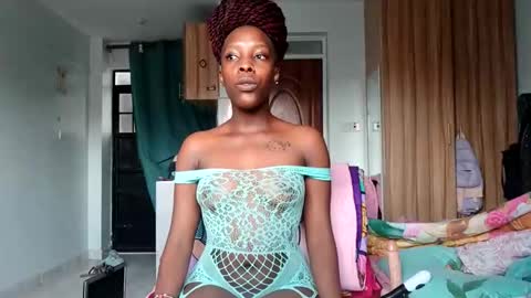 Snapshot of sexxy_flave chatting on October 14, 2025, 9:43 am Sexxy Flave online show from October 14, 2025, 9:43 am