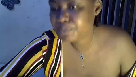 Snapshot of sexxy_mish chatting on October 11, 2025, 4:12 am sexxy_mish online show from October 11, 2025, 4:12 am