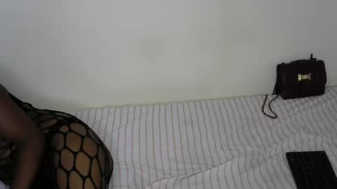 sexxy_nisa online show from March 3, 2025, 12:37 am