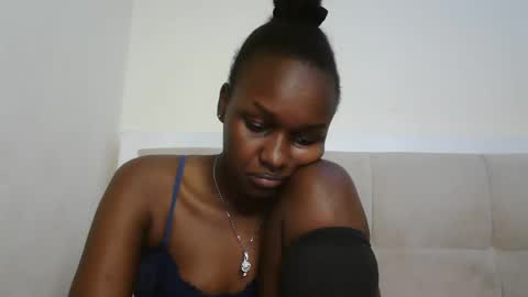 maya online show from December 17, 2025, 8:04 pm