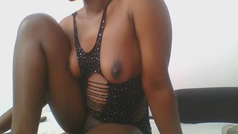 Snapshot of sexy__rhian chatting on January 17, 2025, 6:26 am sexy rhian online show from January 17, 2025, 6:26 am