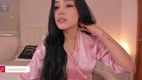 sexy_amber_ online show from January 8, 2025, 1:11 am