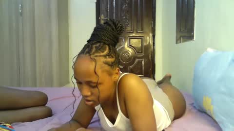 Snapshot of sexy_ariana_2 chatting on February 9, 2025, 6:58 pm Ariana online show from February 9, 2025, 6:58 pm