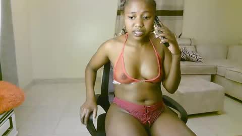 Snapshot of sexy_ariana_2 chatting on March 12, 2025, 4:02 pm Ariana online show from March 12, 2025, 4:02 pm