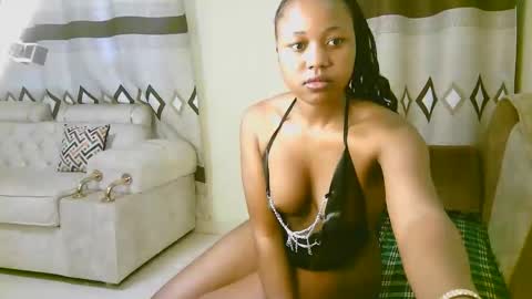 Ariana online show from December 2, 2025, 11:48 am