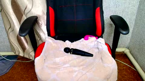 Jessica  Face only in pvt or in snapchat Dont ask more.... online show from September 9, 2025, 10:31 pm