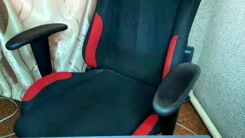 Jessica  Face only in pvt or in snapchat Dont ask more.... online show from November 18, 2025, 11:25 am