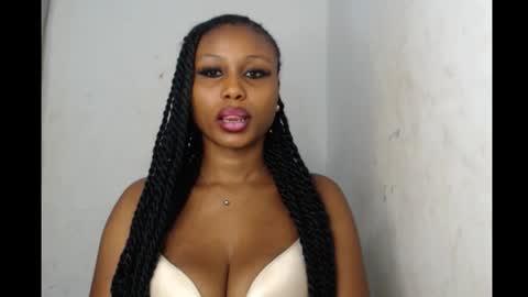 Snapshot of sexy_badgirl2 chatting on September 17, 2025, 6:15 am Sexy blackgirl2 online show from September 17, 2025, 6:15 am